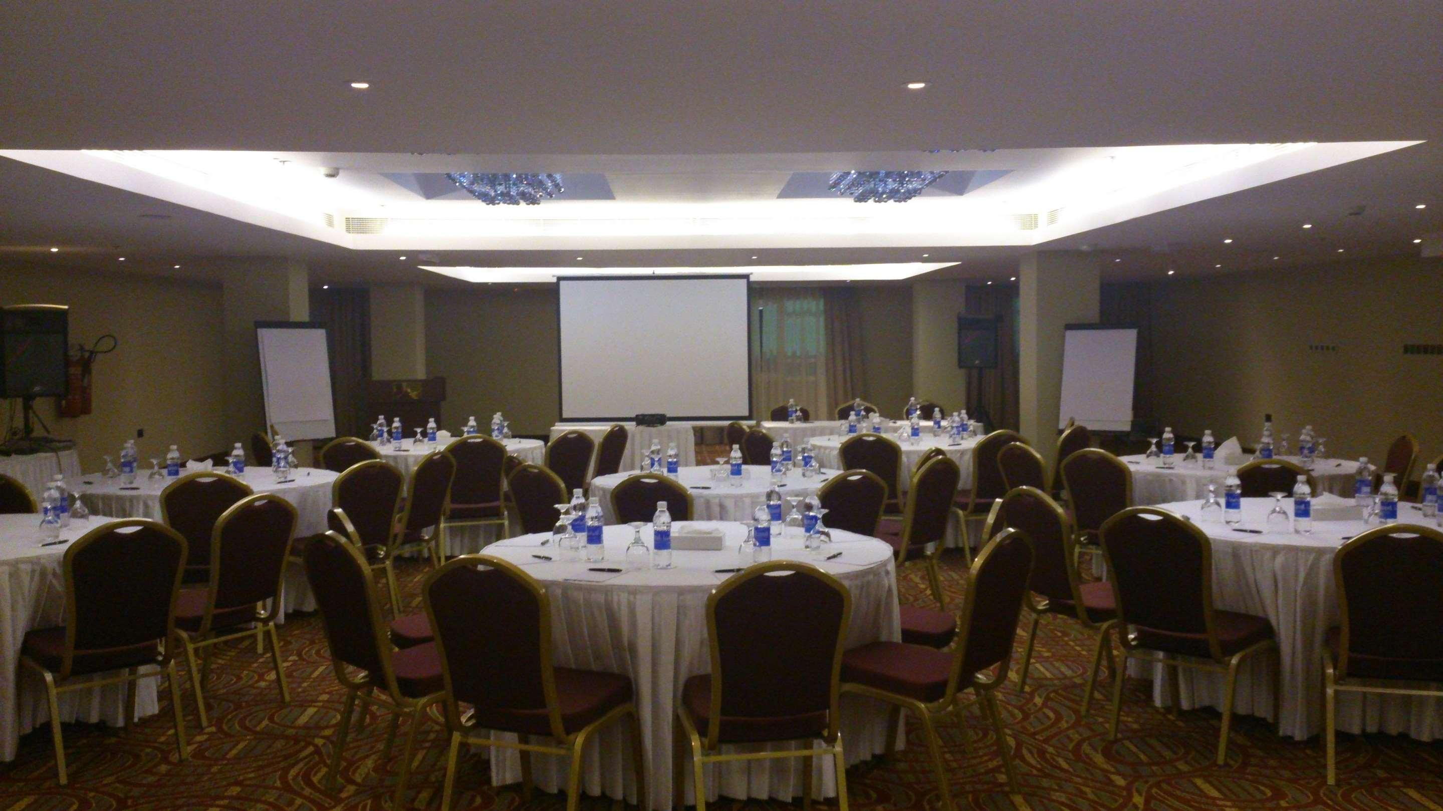 Best Western Premier Muscat Luaran gambar